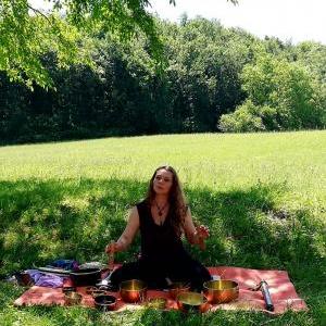 Il maniscalco degli dei -Armonizzazione sonora d'insieme con strumenti armonici e voce di e con Samuela Gallinari