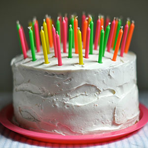 Famous Birthdays - Kristen Wiig's Birthday