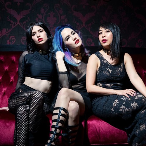 CLUB MESH