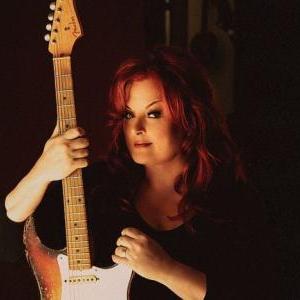 Wynonna Judd Unplugged in the Music City Wine Garden 